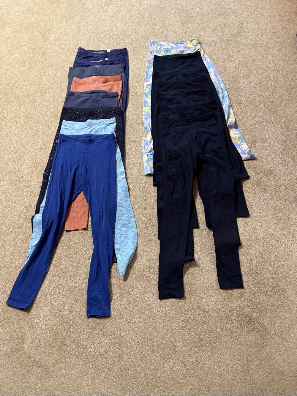 Bundle 16 pair - Old Navy Active Leggings - Girl’s Size 18